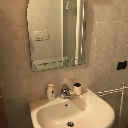 Sir Roy Apts Appartamento Stresa